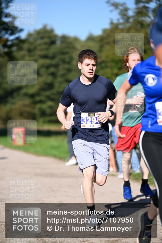22.09.2024 - 32. Volkslauf durch das schöne Alstertal Dr. Thomas Lammeyer http://msf.ph/oto/7107950 22.09.2024 10:35:18 Laufen 329 meine-sportfotos.de