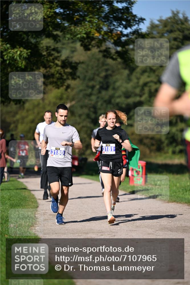 22.09.2024 - 32. Volkslauf durch das schöne Alstertal Dr. Thomas Lammeyer http://msf.ph/oto/7107965 22.09.2024 10:35:22 Laufen 3180, 3181, 28 meine-sportfotos.de