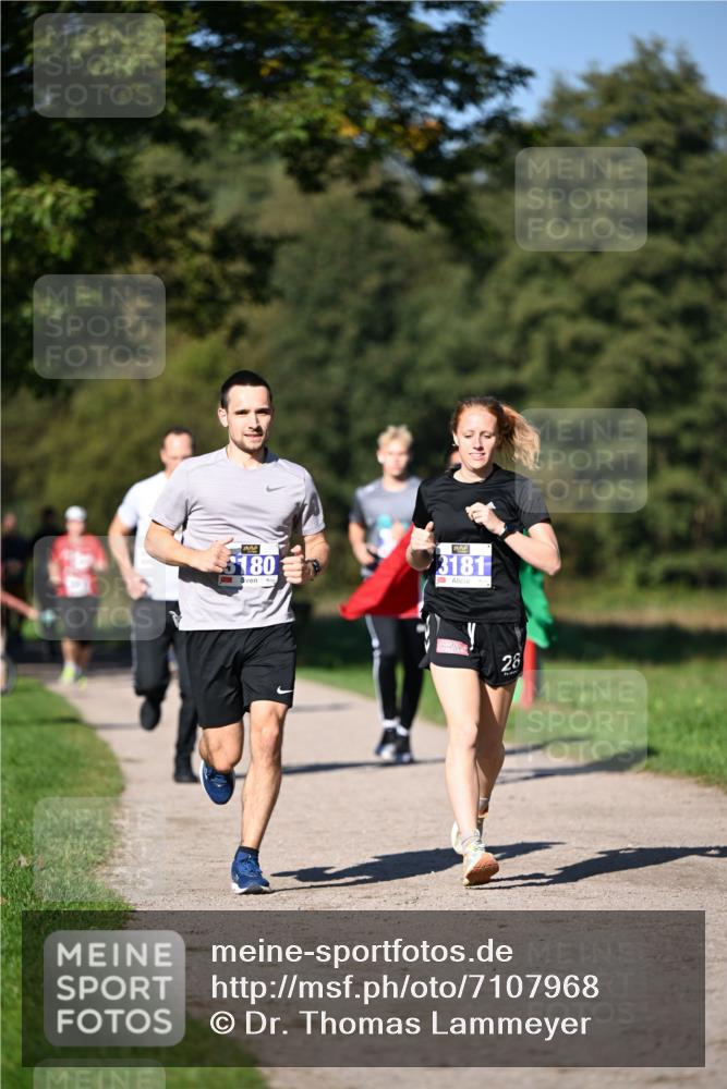 22.09.2024 - 32. Volkslauf durch das schöne Alstertal Dr. Thomas Lammeyer http://msf.ph/oto/7107968 22.09.2024 10:35:23 Laufen 5180, 3181, 28 meine-sportfotos.de