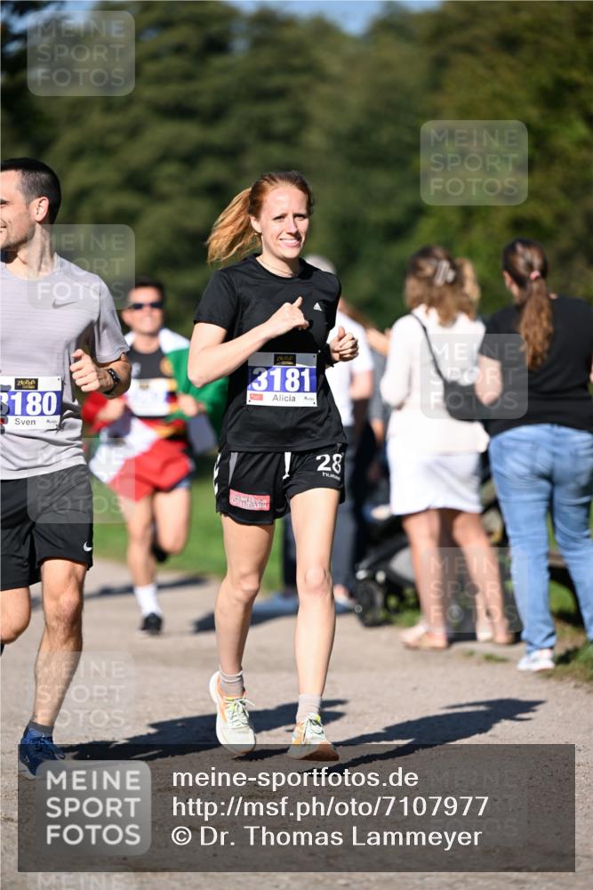 22.09.2024 - 32. Volkslauf durch das schöne Alstertal Dr. Thomas Lammeyer http://msf.ph/oto/7107977 22.09.2024 10:35:25 Laufen 3180, 3181, 1, 28 meine-sportfotos.de