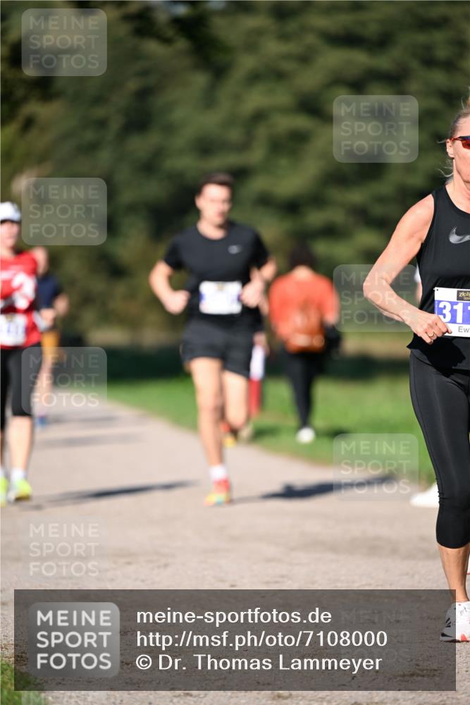 22.09.2024 - 32. Volkslauf durch das schöne Alstertal Dr. Thomas Lammeyer http://msf.ph/oto/7108000 22.09.2024 10:35:31 Laufen 31 meine-sportfotos.de