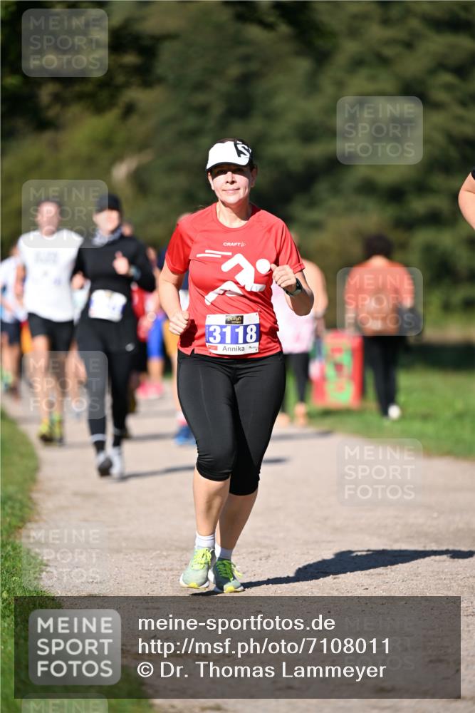 22.09.2024 - 32. Volkslauf durch das schöne Alstertal Dr. Thomas Lammeyer http://msf.ph/oto/7108011 22.09.2024 10:35:33 Laufen 3118 meine-sportfotos.de