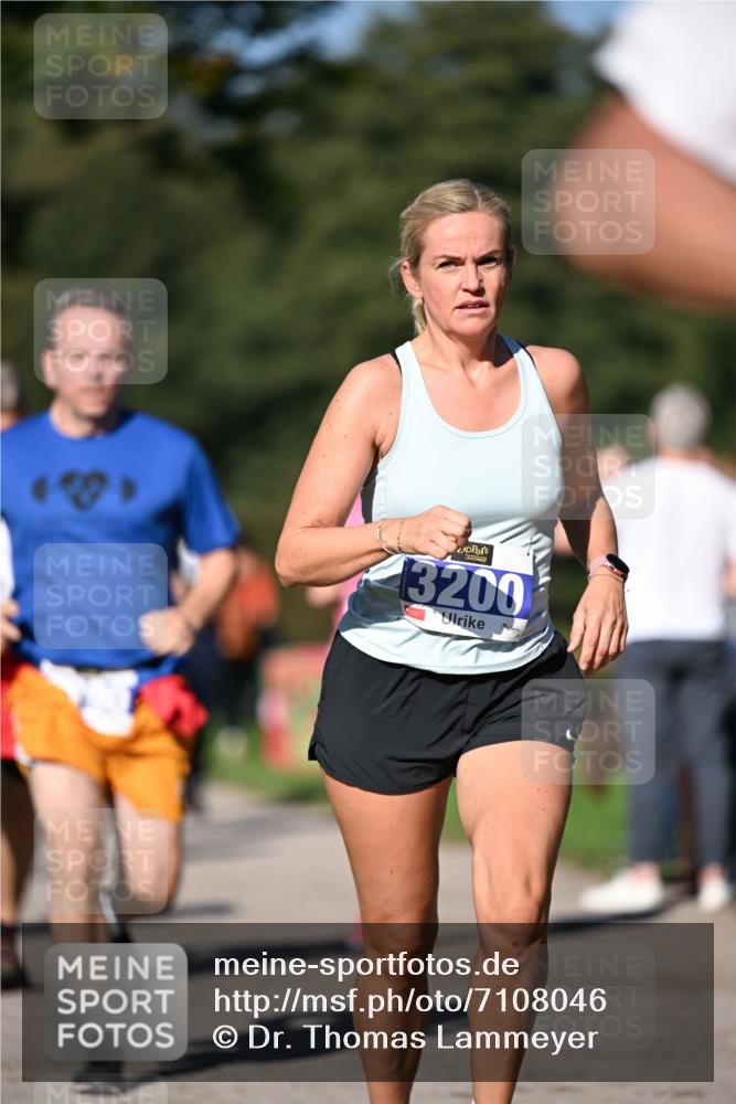 22.09.2024 - 32. Volkslauf durch das schöne Alstertal Dr. Thomas Lammeyer http://msf.ph/oto/7108046 22.09.2024 10:35:40 Laufen 09, 3200 meine-sportfotos.de