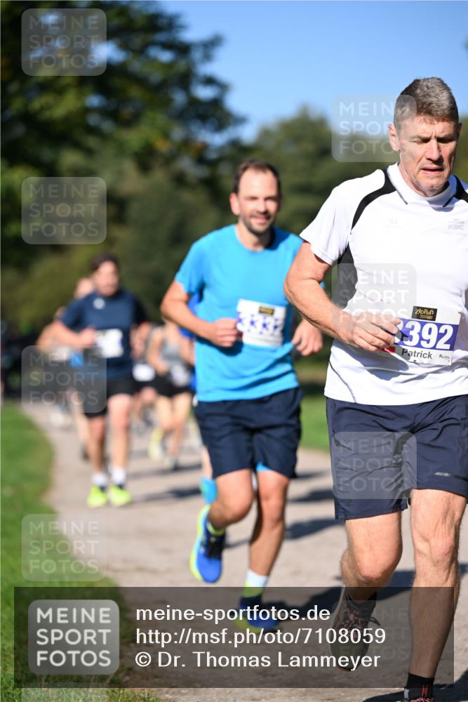 22.09.2024 - 32. Volkslauf durch das schöne Alstertal Dr. Thomas Lammeyer http://msf.ph/oto/7108059 22.09.2024 10:35:44 Laufen 392 meine-sportfotos.de