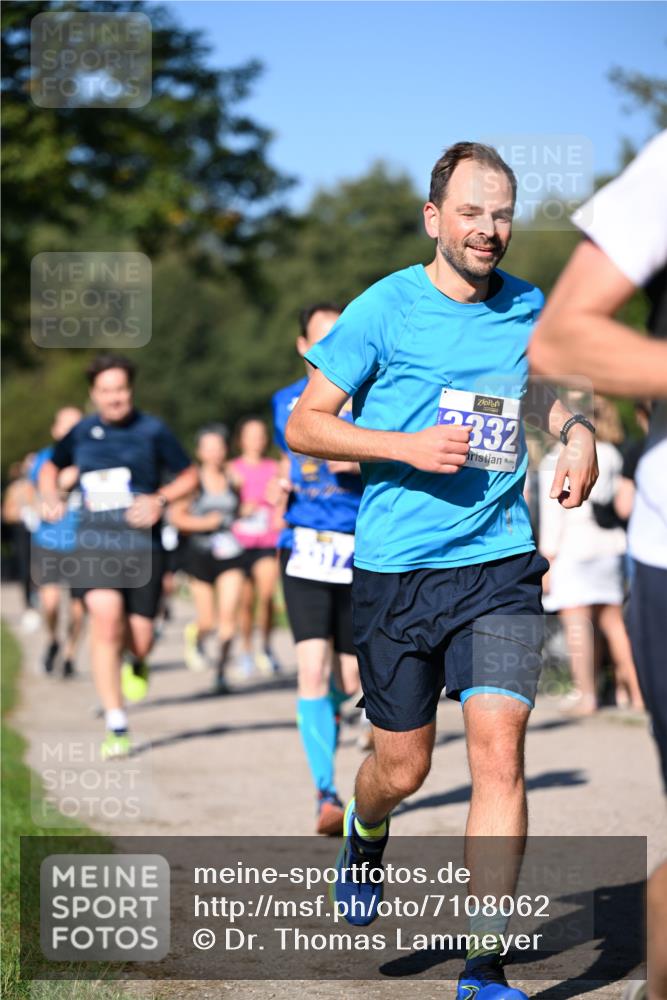 22.09.2024 - 32. Volkslauf durch das schöne Alstertal Dr. Thomas Lammeyer http://msf.ph/oto/7108062 22.09.2024 10:35:44 Laufen 2332 meine-sportfotos.de