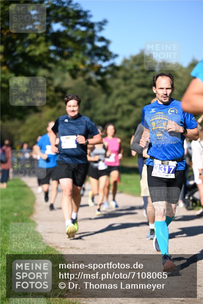 22.09.2024 - 32. Volkslauf durch das schöne Alstertal Dr. Thomas Lammeyer http://msf.ph/oto/7108065 22.09.2024 10:35:45 Laufen 2018, 3317 meine-sportfotos.de