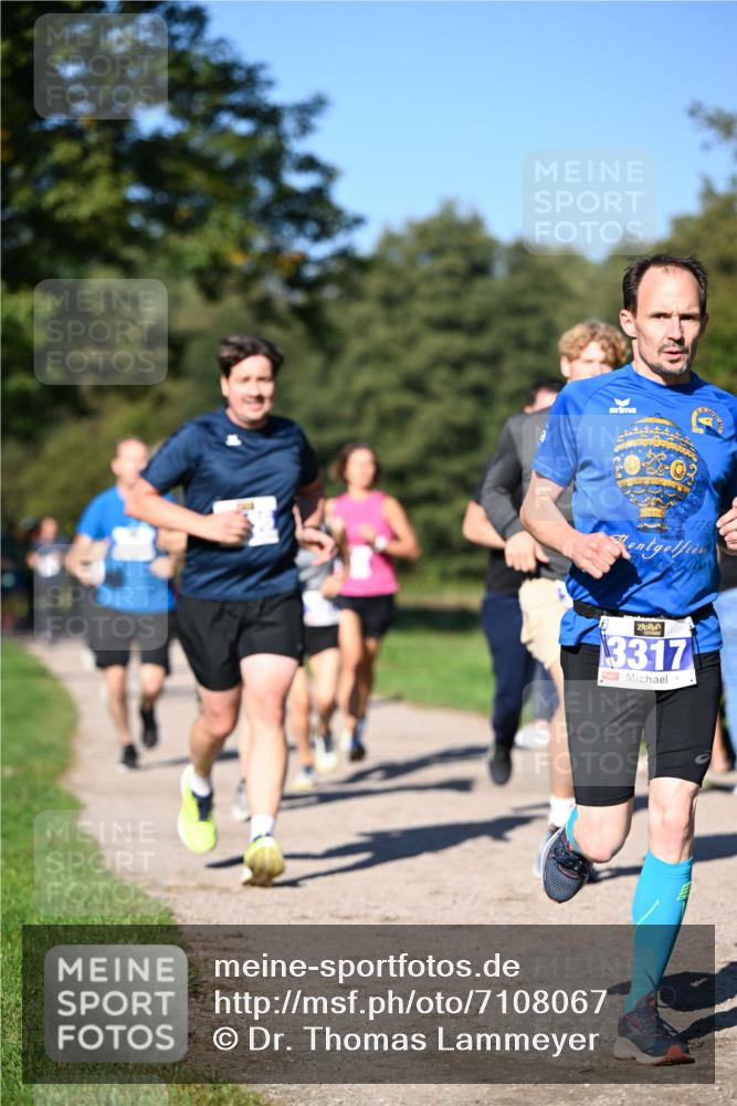 22.09.2024 - 32. Volkslauf durch das schöne Alstertal Dr. Thomas Lammeyer http://msf.ph/oto/7108067 22.09.2024 10:35:45 Laufen 3317 meine-sportfotos.de