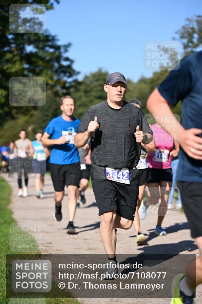 22.09.2024 - 32. Volkslauf durch das schöne Alstertal Dr. Thomas Lammeyer http://msf.ph/oto/7108077 22.09.2024 10:35:48 Laufen 8, 3342, 3146 meine-sportfotos.de