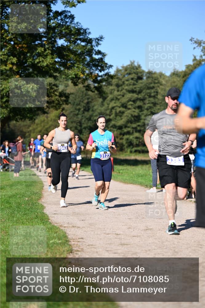 22.09.2024 - 32. Volkslauf durch das schöne Alstertal Dr. Thomas Lammeyer http://msf.ph/oto/7108085 22.09.2024 10:35:50 Laufen 3943, 3123 meine-sportfotos.de