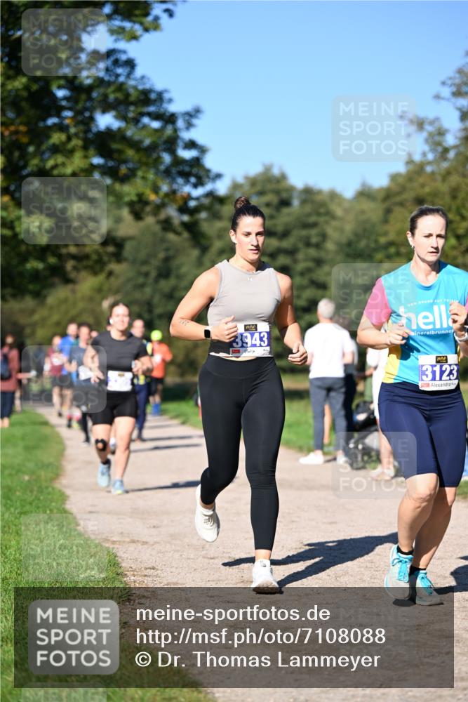22.09.2024 - 32. Volkslauf durch das schöne Alstertal Dr. Thomas Lammeyer http://msf.ph/oto/7108088 22.09.2024 10:35:52 Laufen 3943, 3123 meine-sportfotos.de