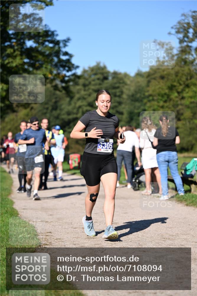 22.09.2024 - 32. Volkslauf durch das schöne Alstertal Dr. Thomas Lammeyer http://msf.ph/oto/7108094 22.09.2024 10:35:54 Laufen 3305 meine-sportfotos.de