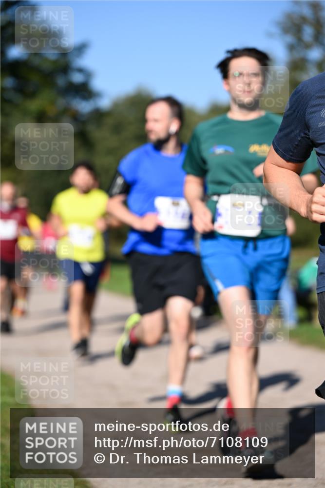 22.09.2024 - 32. Volkslauf durch das schöne Alstertal Dr. Thomas Lammeyer http://msf.ph/oto/7108109 22.09.2024 10:36:00 Laufen  meine-sportfotos.de