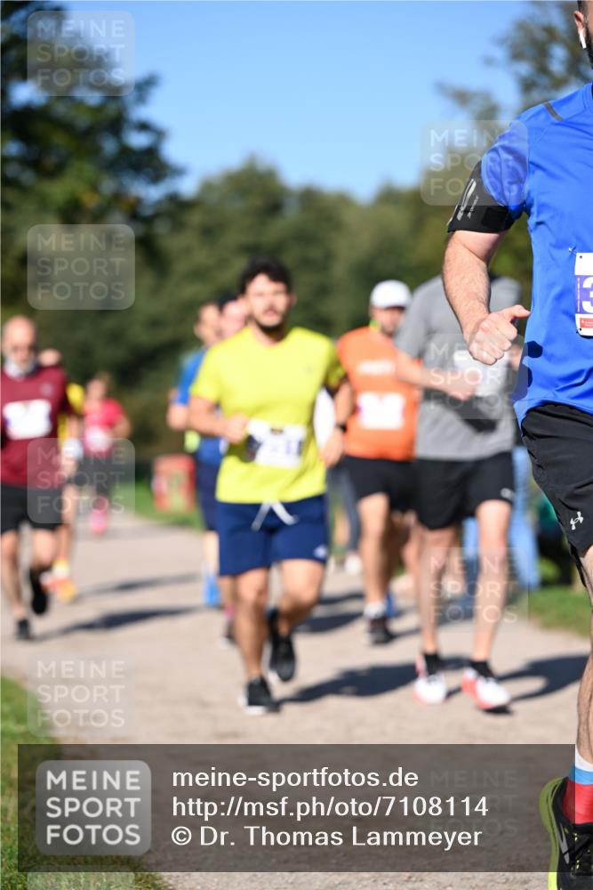 22.09.2024 - 32. Volkslauf durch das schöne Alstertal Dr. Thomas Lammeyer http://msf.ph/oto/7108114 22.09.2024 10:36:01 Laufen  meine-sportfotos.de