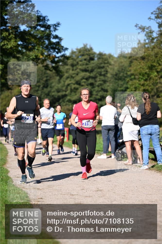 22.09.2024 - 32. Volkslauf durch das schöne Alstertal Dr. Thomas Lammeyer http://msf.ph/oto/7108135 22.09.2024 10:36:06 Laufen 3198 meine-sportfotos.de