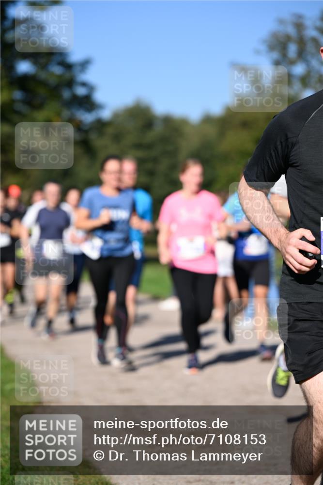 22.09.2024 - 32. Volkslauf durch das schöne Alstertal Dr. Thomas Lammeyer http://msf.ph/oto/7108153 22.09.2024 10:36:10 Laufen  meine-sportfotos.de