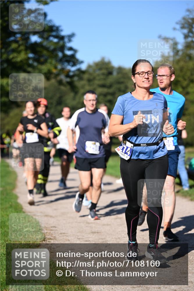 22.09.2024 - 32. Volkslauf durch das schöne Alstertal Dr. Thomas Lammeyer http://msf.ph/oto/7108160 22.09.2024 10:36:11 Laufen 20 meine-sportfotos.de