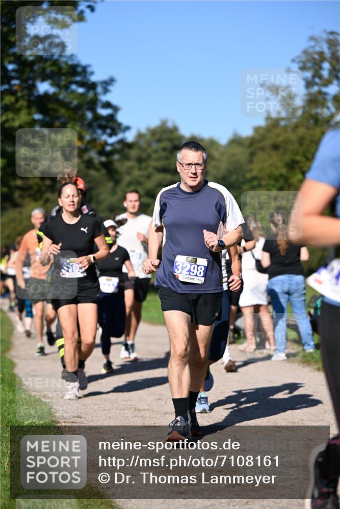 22.09.2024 - 32. Volkslauf durch das schöne Alstertal Dr. Thomas Lammeyer http://msf.ph/oto/7108161 22.09.2024 10:36:12 Laufen 3298 meine-sportfotos.de