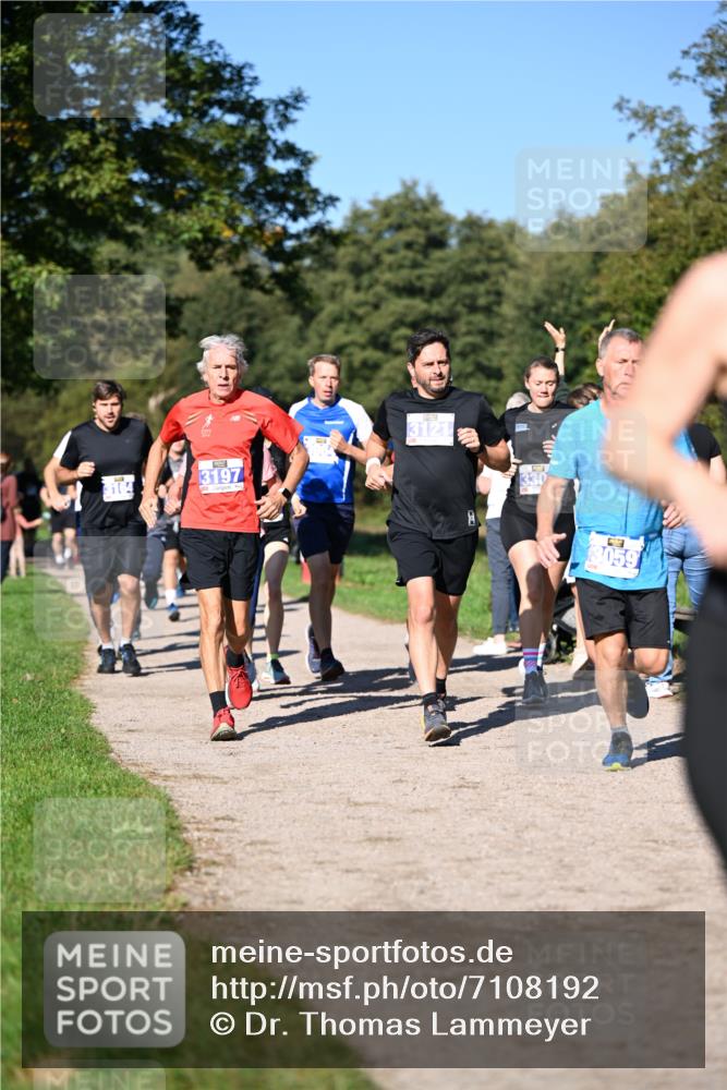 22.09.2024 - 32. Volkslauf durch das schöne Alstertal Dr. Thomas Lammeyer http://msf.ph/oto/7108192 22.09.2024 10:36:19 Laufen 3197, 3121, 330, 3059 meine-sportfotos.de