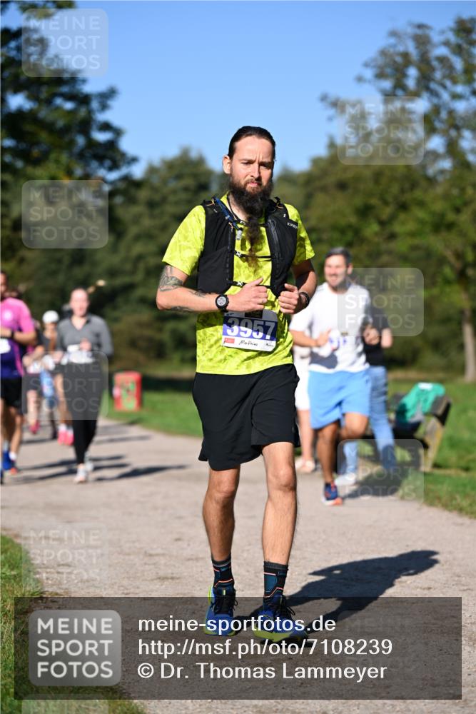 22.09.2024 - 32. Volkslauf durch das schöne Alstertal Dr. Thomas Lammeyer http://msf.ph/oto/7108239 22.09.2024 10:36:27 Laufen 3957 meine-sportfotos.de