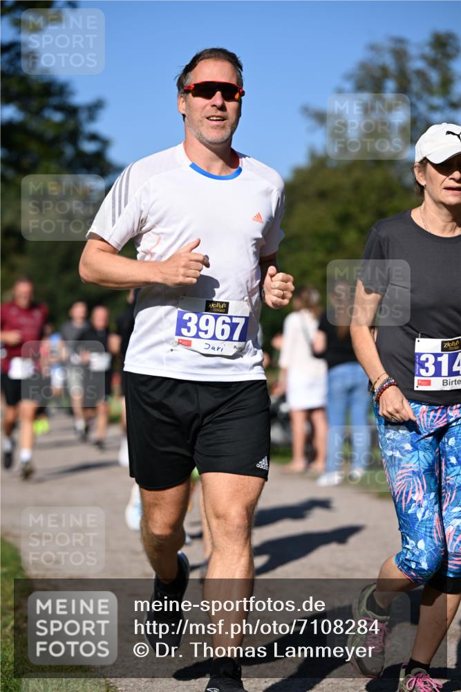 22.09.2024 - 32. Volkslauf durch das schöne Alstertal Dr. Thomas Lammeyer http://msf.ph/oto/7108284 22.09.2024 10:36:34 Laufen 3967, 1314 meine-sportfotos.de
