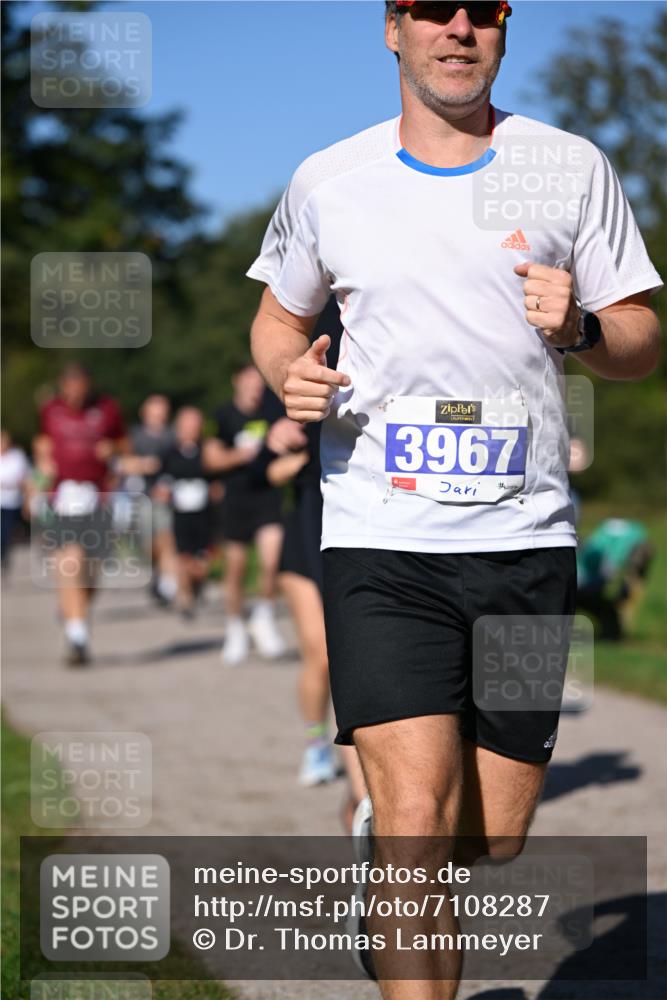 22.09.2024 - 32. Volkslauf durch das schöne Alstertal Dr. Thomas Lammeyer http://msf.ph/oto/7108287 22.09.2024 10:36:35 Laufen 3967 meine-sportfotos.de