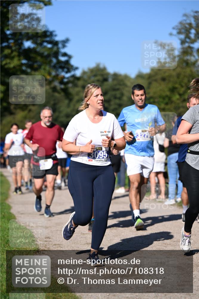 22.09.2024 - 32. Volkslauf durch das schöne Alstertal Dr. Thomas Lammeyer http://msf.ph/oto/7108318 22.09.2024 10:36:43 Laufen 3270, 3095 meine-sportfotos.de