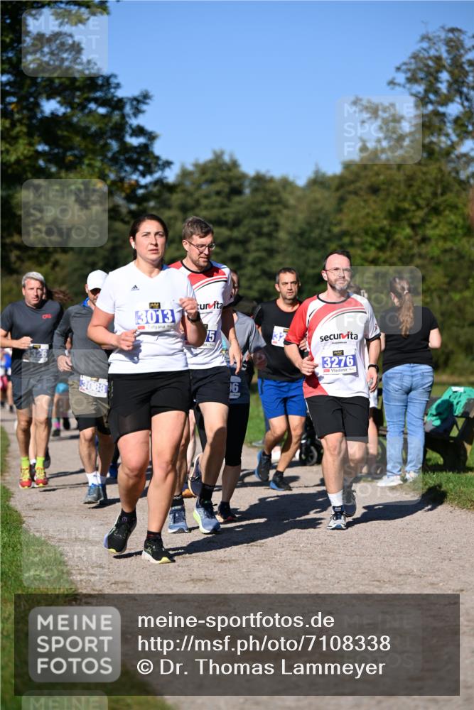 22.09.2024 - 32. Volkslauf durch das schöne Alstertal Dr. Thomas Lammeyer http://msf.ph/oto/7108338 22.09.2024 10:36:47 Laufen 3088, 3013, 3276 meine-sportfotos.de