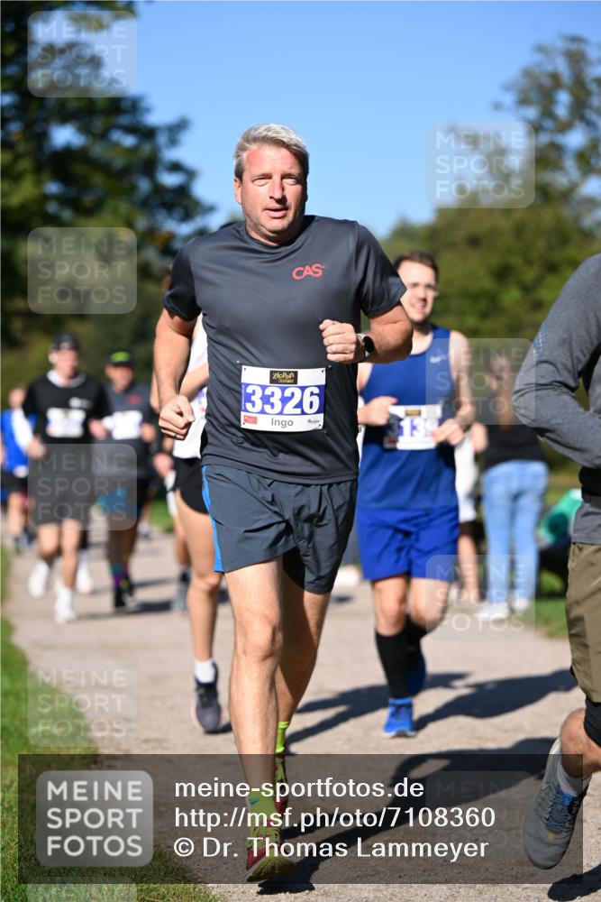 22.09.2024 - 32. Volkslauf durch das schöne Alstertal Dr. Thomas Lammeyer http://msf.ph/oto/7108360 22.09.2024 10:36:51 Laufen 3326 meine-sportfotos.de
