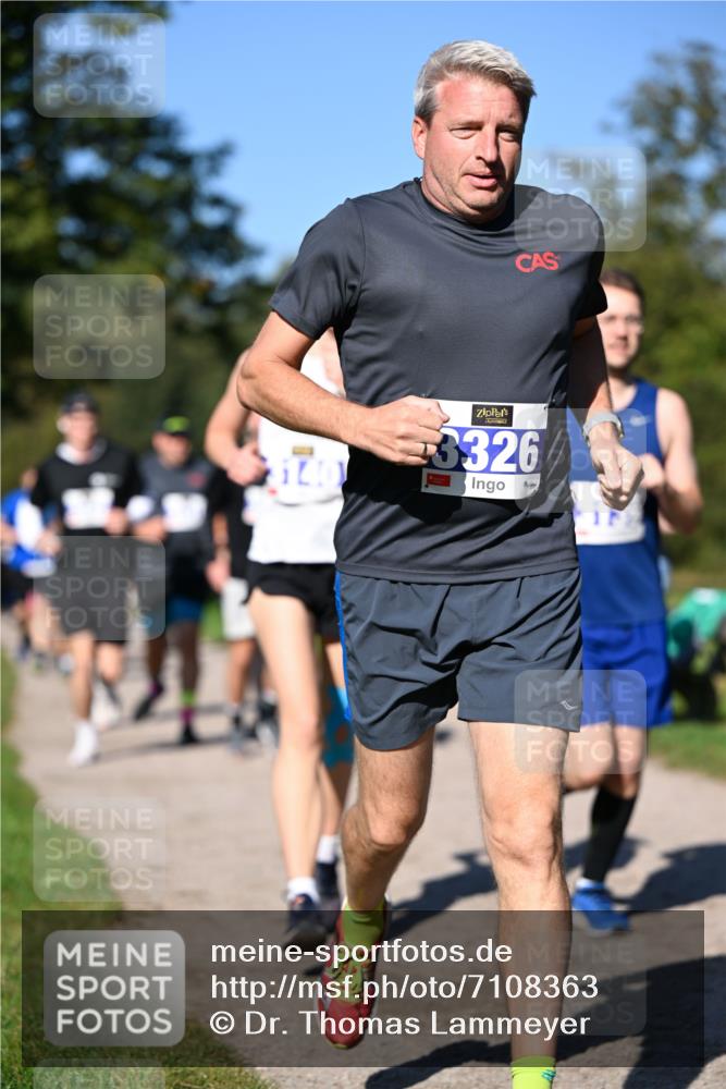 22.09.2024 - 32. Volkslauf durch das schöne Alstertal Dr. Thomas Lammeyer http://msf.ph/oto/7108363 22.09.2024 10:36:51 Laufen 140, 3326 meine-sportfotos.de