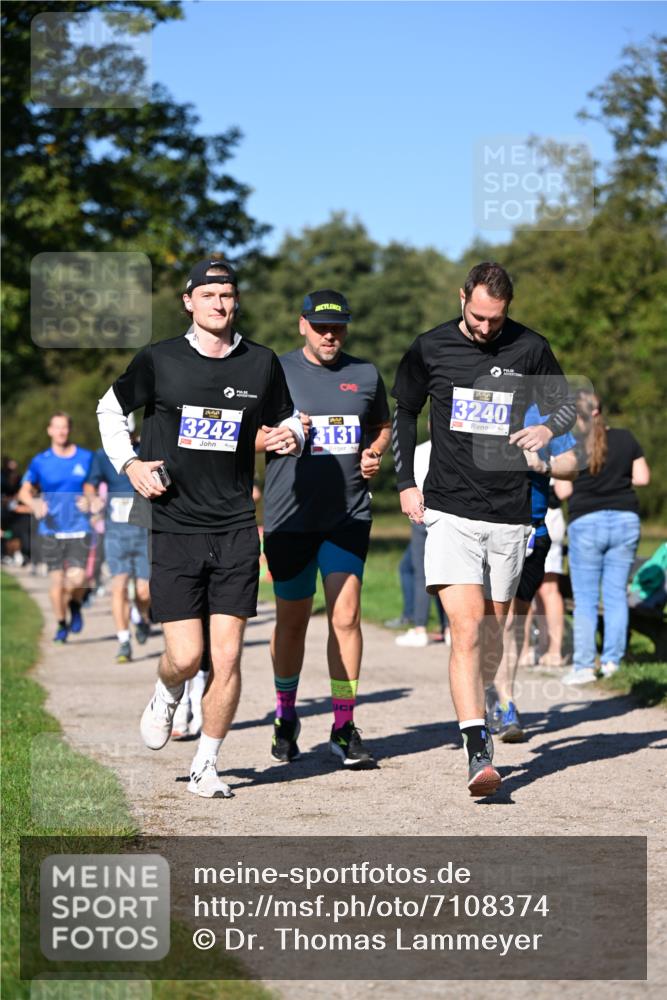 22.09.2024 - 32. Volkslauf durch das schöne Alstertal Dr. Thomas Lammeyer http://msf.ph/oto/7108374 22.09.2024 10:36:53 Laufen 3242, 3131, 3240 meine-sportfotos.de