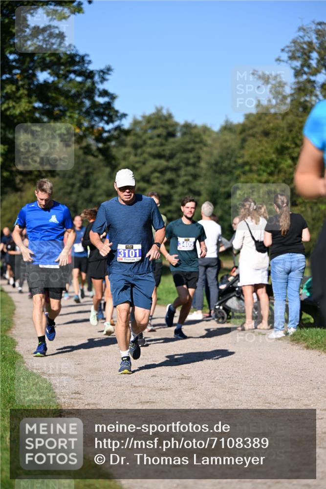 22.09.2024 - 32. Volkslauf durch das schöne Alstertal Dr. Thomas Lammeyer http://msf.ph/oto/7108389 22.09.2024 10:36:56 Laufen 3101, 3405 meine-sportfotos.de