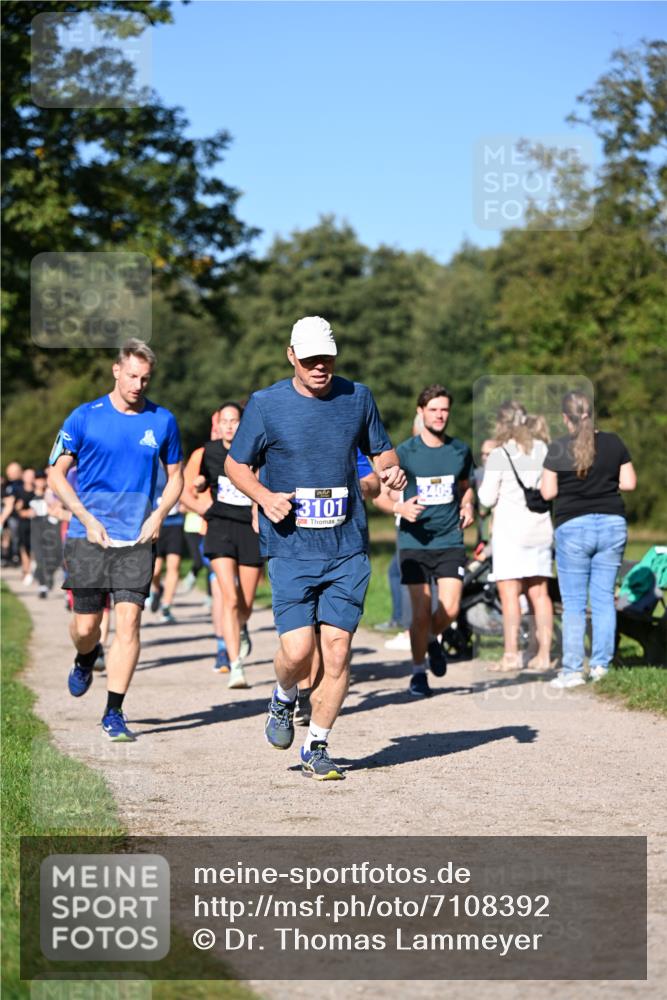 22.09.2024 - 32. Volkslauf durch das schöne Alstertal Dr. Thomas Lammeyer http://msf.ph/oto/7108392 22.09.2024 10:36:56 Laufen 3101 meine-sportfotos.de