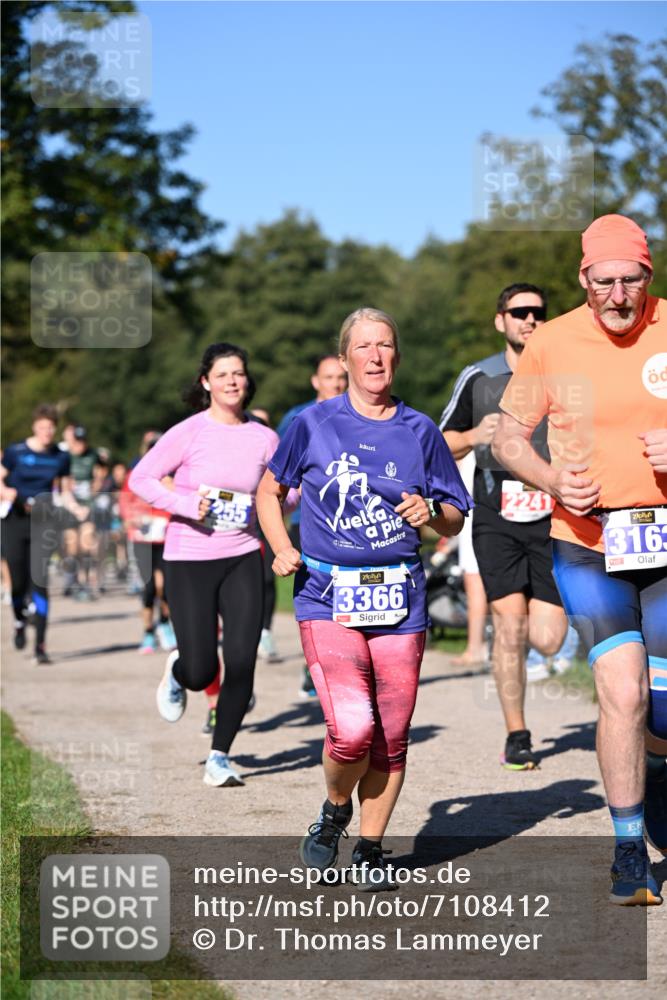 22.09.2024 - 32. Volkslauf durch das schöne Alstertal Dr. Thomas Lammeyer http://msf.ph/oto/7108412 22.09.2024 10:37:00 Laufen 3366, 2241, 316 meine-sportfotos.de