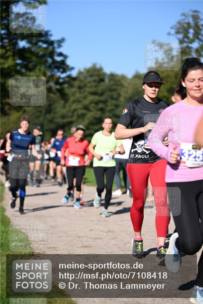 22.09.2024 - 32. Volkslauf durch das schöne Alstertal Dr. Thomas Lammeyer http://msf.ph/oto/7108418 22.09.2024 10:37:02 Laufen 325 meine-sportfotos.de