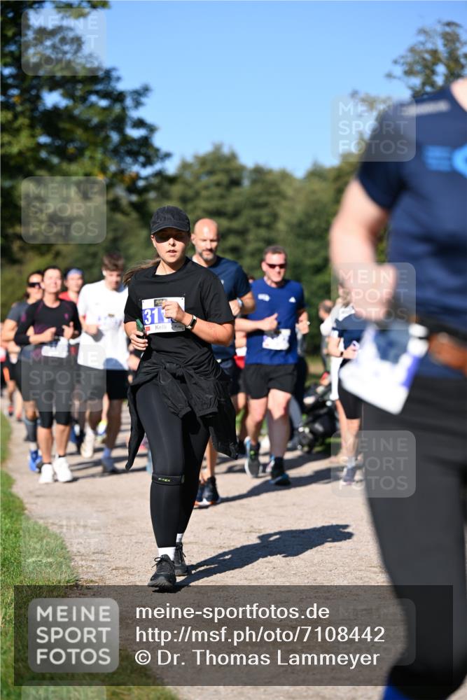 22.09.2024 - 32. Volkslauf durch das schöne Alstertal Dr. Thomas Lammeyer http://msf.ph/oto/7108442 22.09.2024 10:37:07 Laufen 31 meine-sportfotos.de