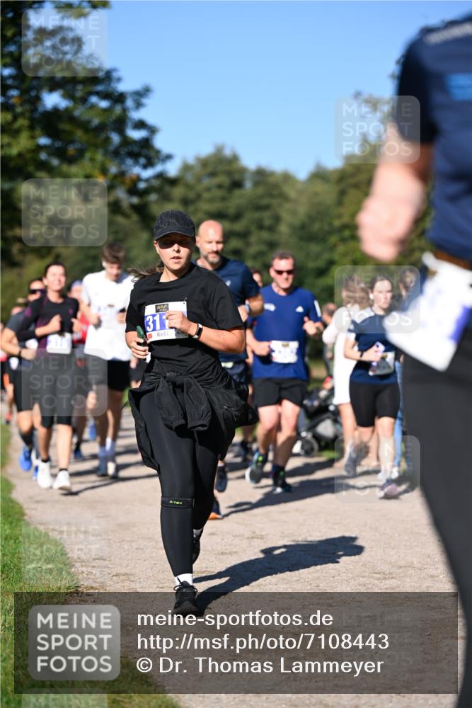 22.09.2024 - 32. Volkslauf durch das schöne Alstertal Dr. Thomas Lammeyer http://msf.ph/oto/7108443 22.09.2024 10:37:07 Laufen 31 meine-sportfotos.de
