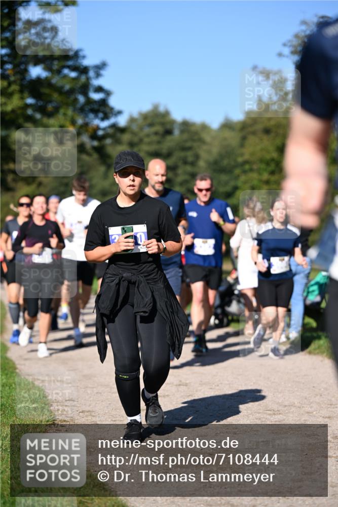 22.09.2024 - 32. Volkslauf durch das schöne Alstertal Dr. Thomas Lammeyer http://msf.ph/oto/7108444 22.09.2024 10:37:07 Laufen  meine-sportfotos.de