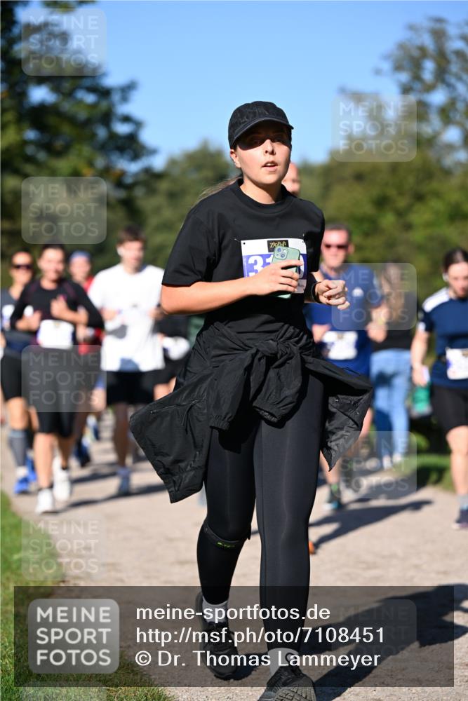 22.09.2024 - 32. Volkslauf durch das schöne Alstertal Dr. Thomas Lammeyer http://msf.ph/oto/7108451 22.09.2024 10:37:08 Laufen  meine-sportfotos.de