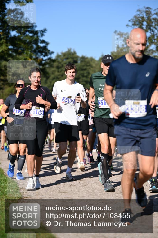 22.09.2024 - 32. Volkslauf durch das schöne Alstertal Dr. Thomas Lammeyer http://msf.ph/oto/7108455 22.09.2024 10:37:09 Laufen 3129, 3165, 3403, 049, 311, 3308 meine-sportfotos.de