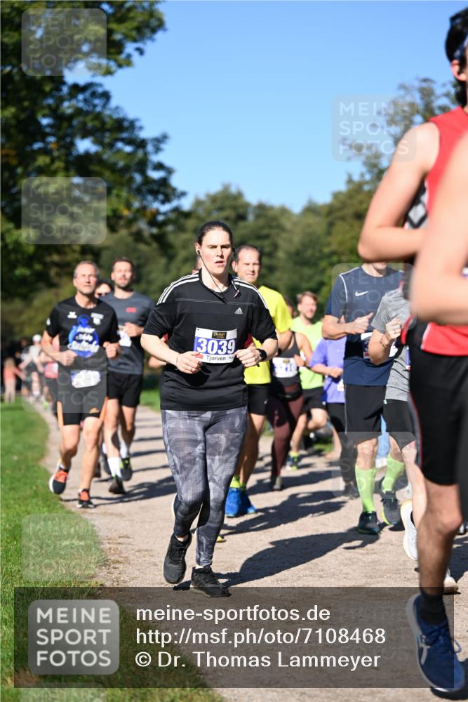 22.09.2024 - 32. Volkslauf durch das schöne Alstertal Dr. Thomas Lammeyer http://msf.ph/oto/7108468 22.09.2024 10:37:13 Laufen 3039 meine-sportfotos.de