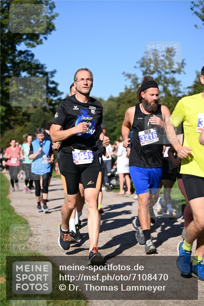 22.09.2024 - 32. Volkslauf durch das schöne Alstertal Dr. Thomas Lammeyer http://msf.ph/oto/7108470 22.09.2024 10:37:15 Laufen 21, 3949, 3216 meine-sportfotos.de