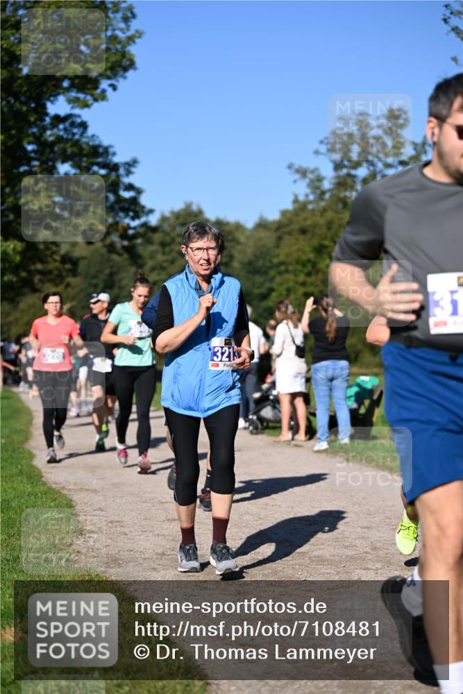 22.09.2024 - 32. Volkslauf durch das schöne Alstertal Dr. Thomas Lammeyer http://msf.ph/oto/7108481 22.09.2024 10:37:17 Laufen 1321 meine-sportfotos.de