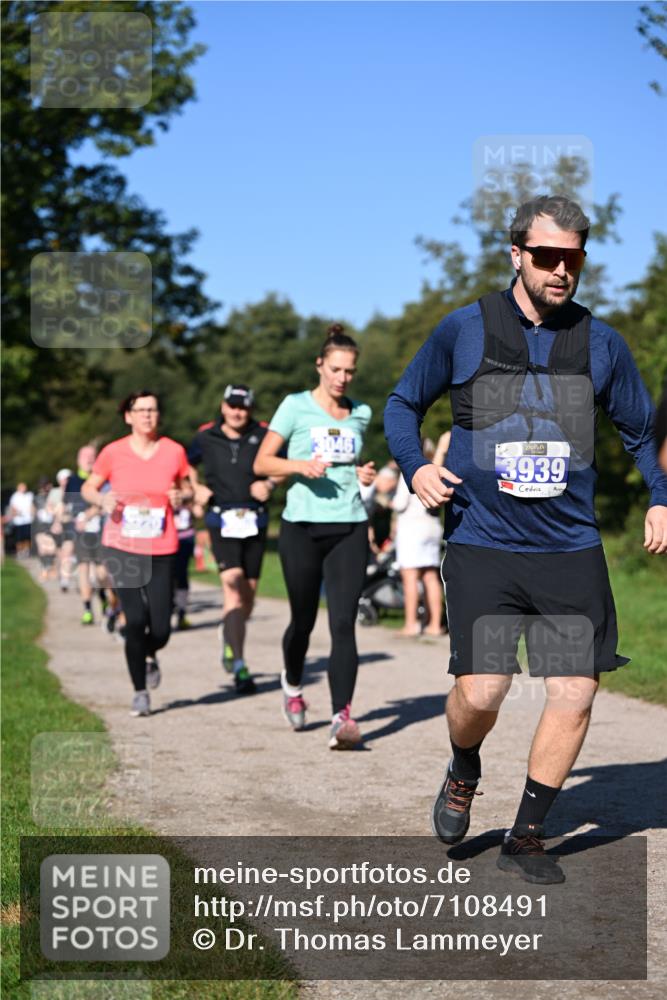 22.09.2024 - 32. Volkslauf durch das schöne Alstertal Dr. Thomas Lammeyer http://msf.ph/oto/7108491 22.09.2024 10:37:19 Laufen 3939 meine-sportfotos.de