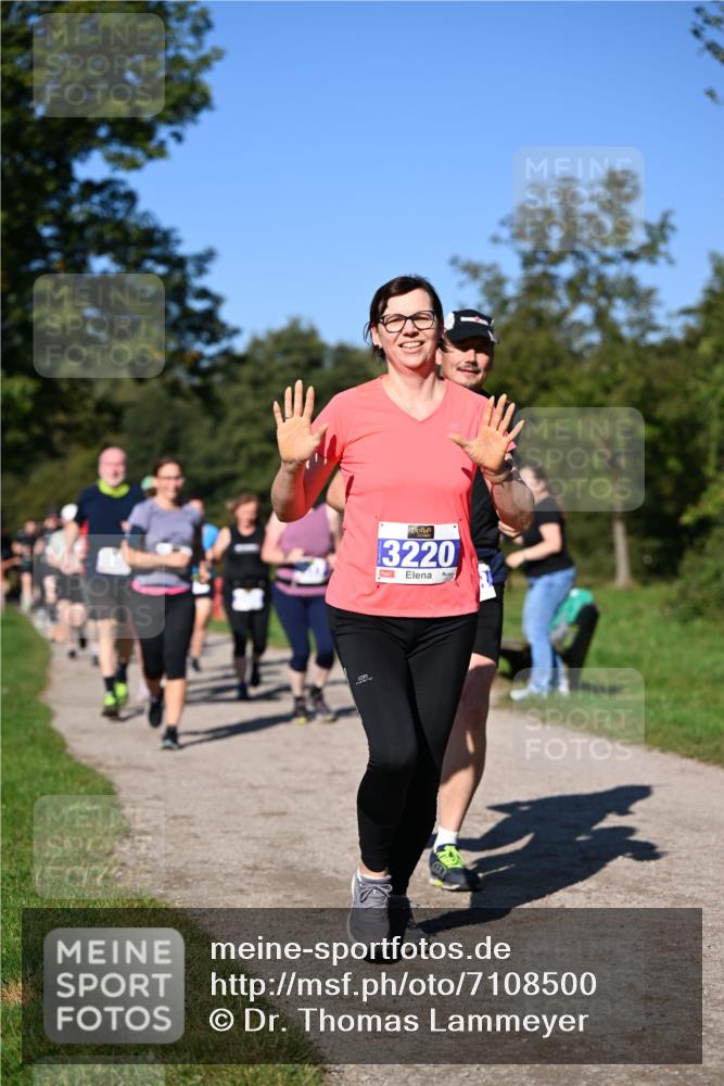 22.09.2024 - 32. Volkslauf durch das schöne Alstertal Dr. Thomas Lammeyer http://msf.ph/oto/7108500 22.09.2024 10:37:21 Laufen 3220 meine-sportfotos.de