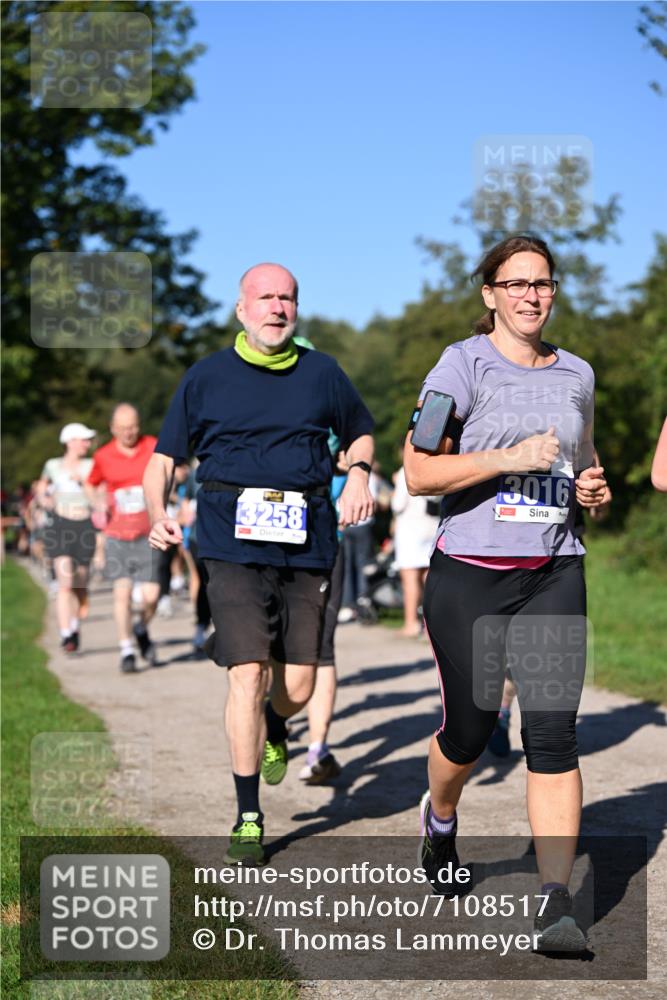 22.09.2024 - 32. Volkslauf durch das schöne Alstertal Dr. Thomas Lammeyer http://msf.ph/oto/7108517 22.09.2024 10:37:25 Laufen 3258, 3016 meine-sportfotos.de