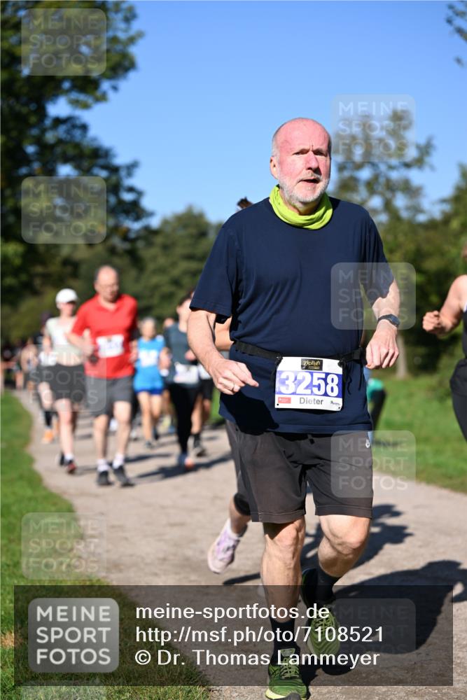 22.09.2024 - 32. Volkslauf durch das schöne Alstertal Dr. Thomas Lammeyer http://msf.ph/oto/7108521 22.09.2024 10:37:25 Laufen 3258 meine-sportfotos.de