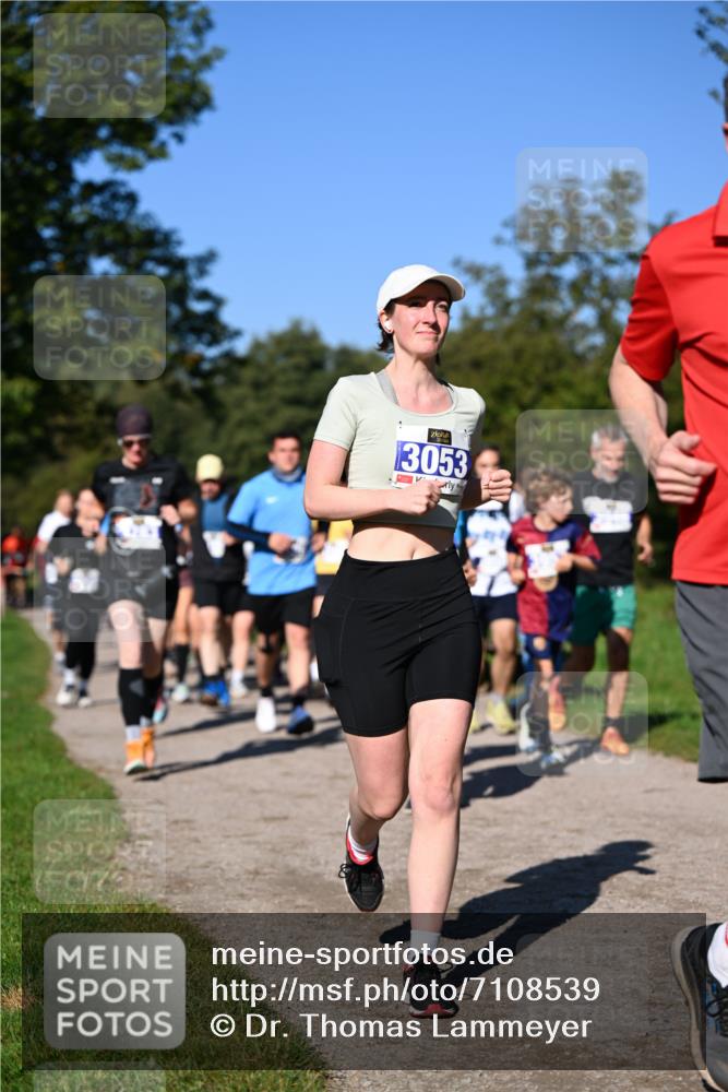 22.09.2024 - 32. Volkslauf durch das schöne Alstertal Dr. Thomas Lammeyer http://msf.ph/oto/7108539 22.09.2024 10:37:29 Laufen 3053 meine-sportfotos.de