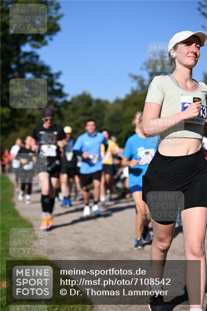 22.09.2024 - 32. Volkslauf durch das schöne Alstertal Dr. Thomas Lammeyer http://msf.ph/oto/7108542 22.09.2024 10:37:30 Laufen 13 meine-sportfotos.de