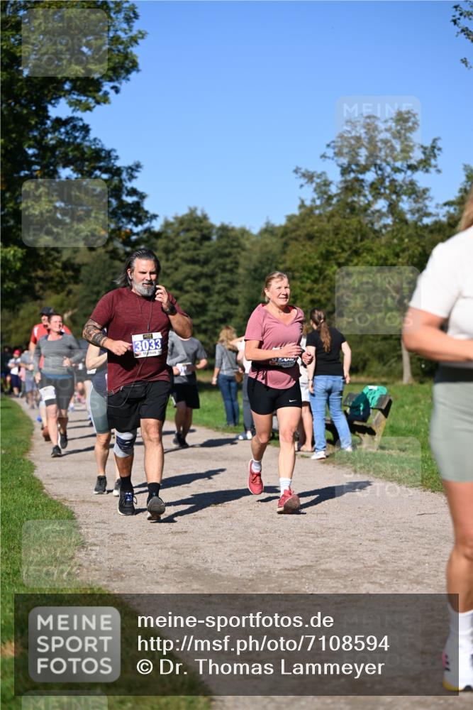 22.09.2024 - 32. Volkslauf durch das schöne Alstertal Dr. Thomas Lammeyer http://msf.ph/oto/7108594 22.09.2024 10:37:39 Laufen 3033 meine-sportfotos.de