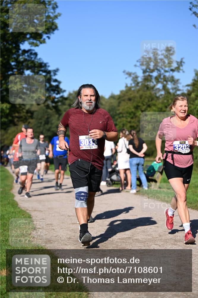 22.09.2024 - 32. Volkslauf durch das schöne Alstertal Dr. Thomas Lammeyer http://msf.ph/oto/7108601 22.09.2024 10:37:40 Laufen 3033, 3202 meine-sportfotos.de